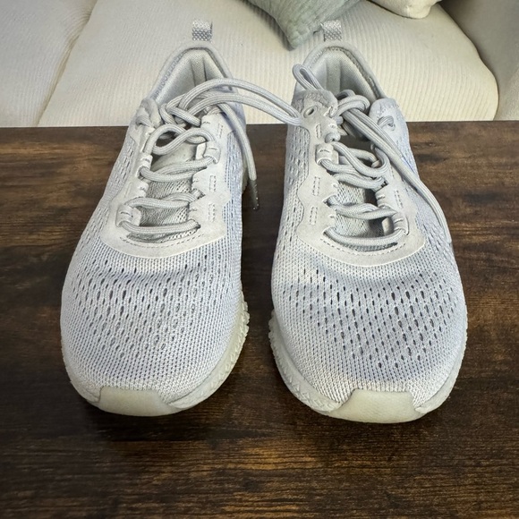 Reebok Women’s Flexagon Moondust CN6320, Size 7, Preowned, No Box, Excellent Con - Picture 6 of 7